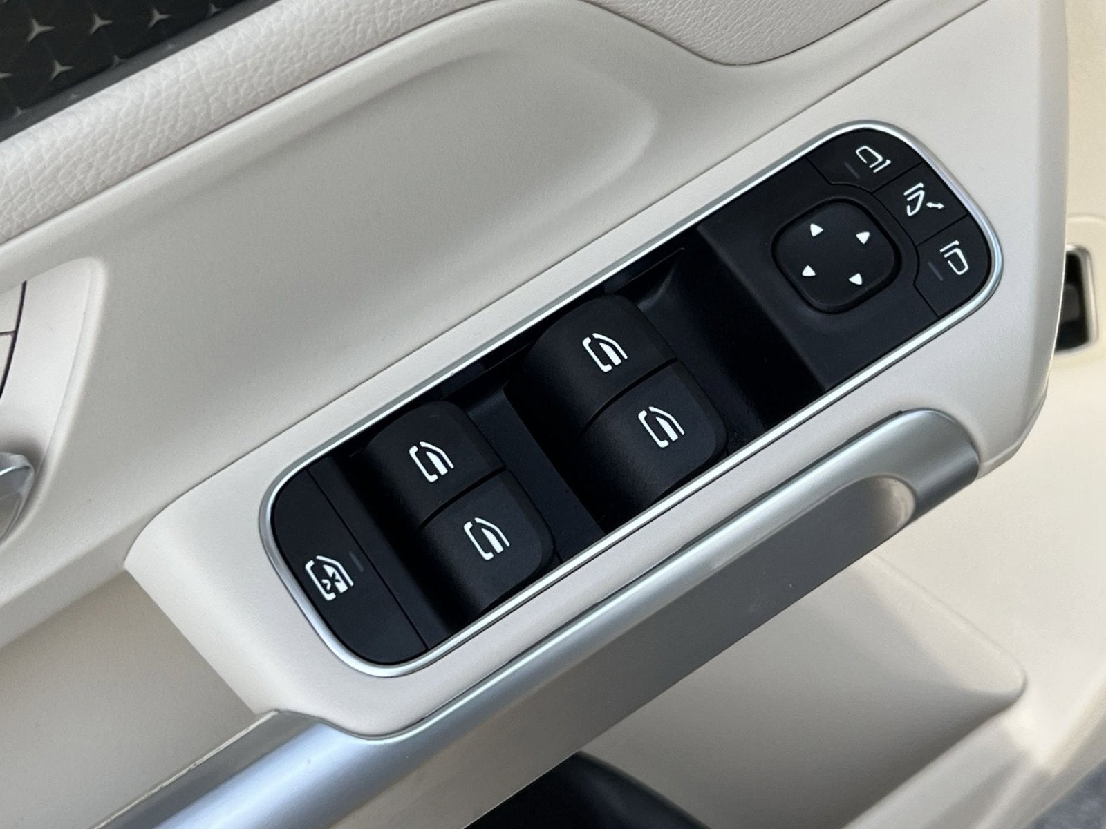 2024 Mercedes-Benz GLB GLB 250