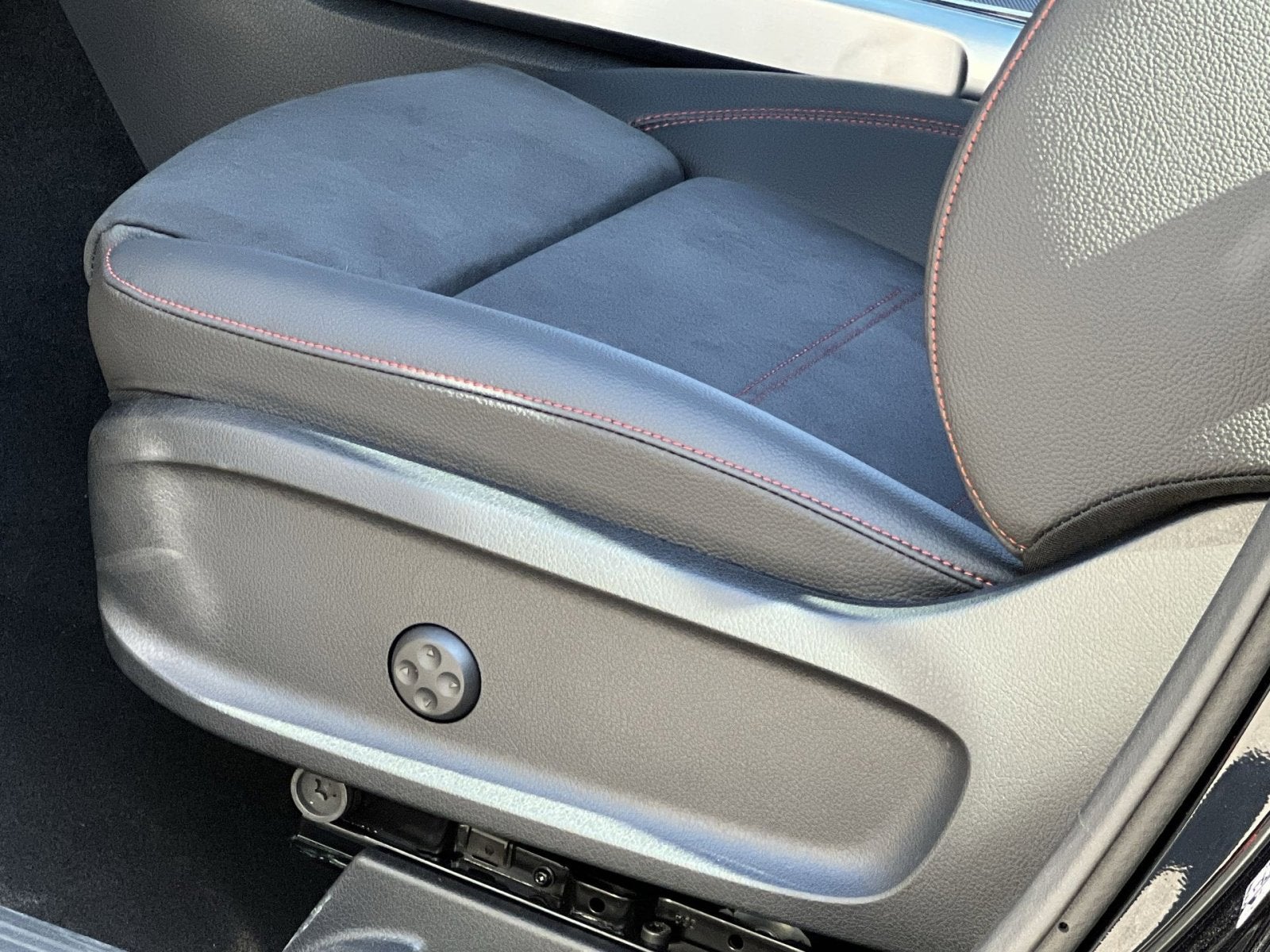 2025 Mercedes-Benz GLB GLB 35 AMG®