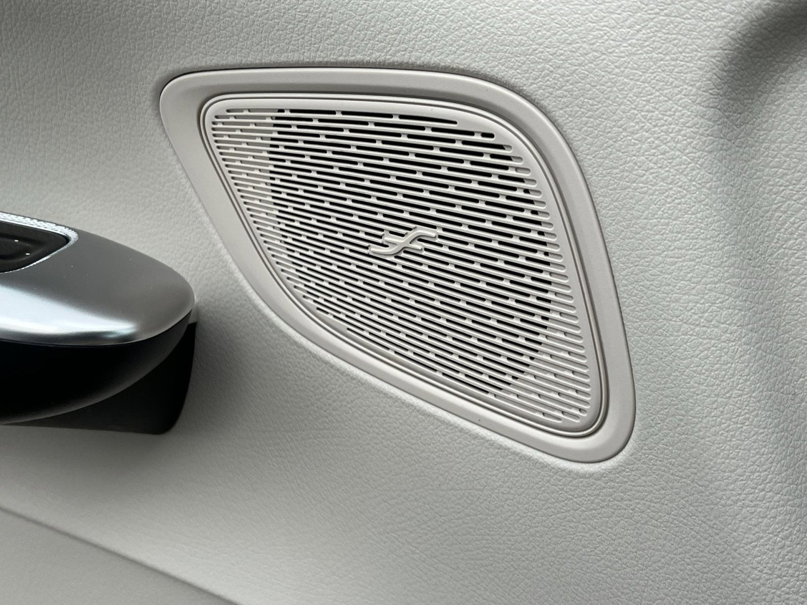 2024 Mercedes-Benz GLC GLC 300