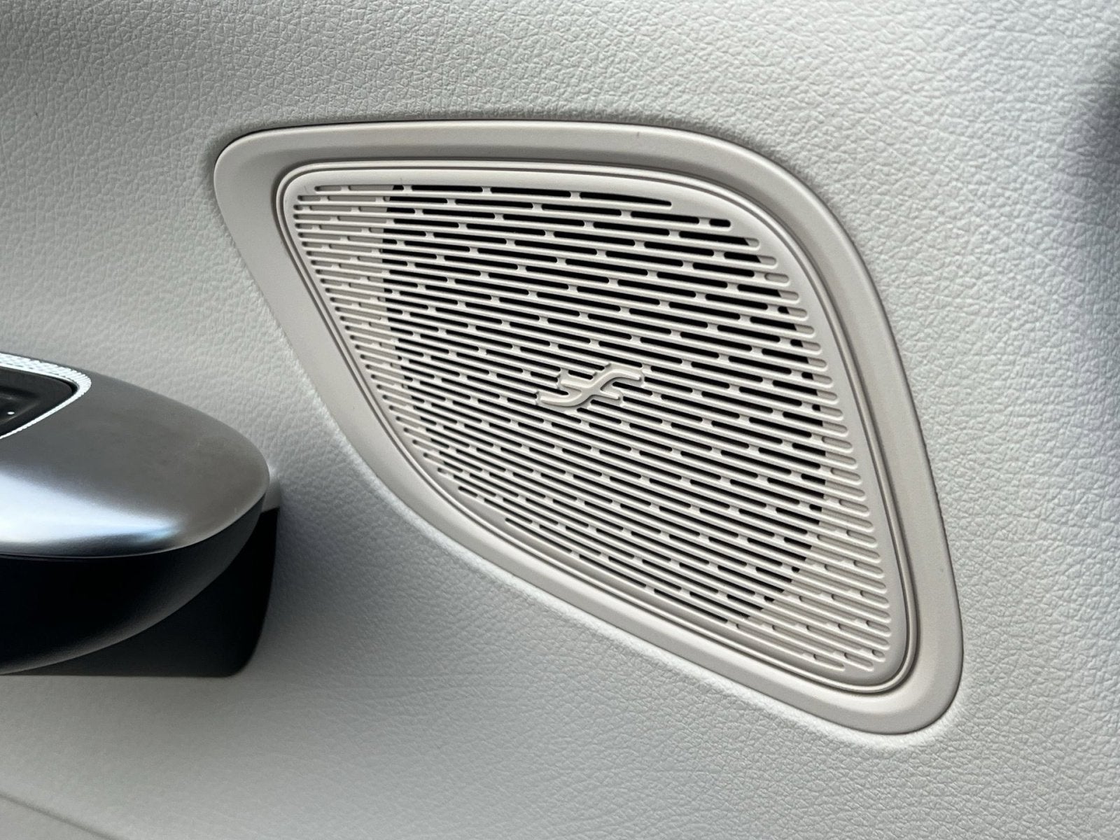 2024 Mercedes-Benz GLC GLC 300