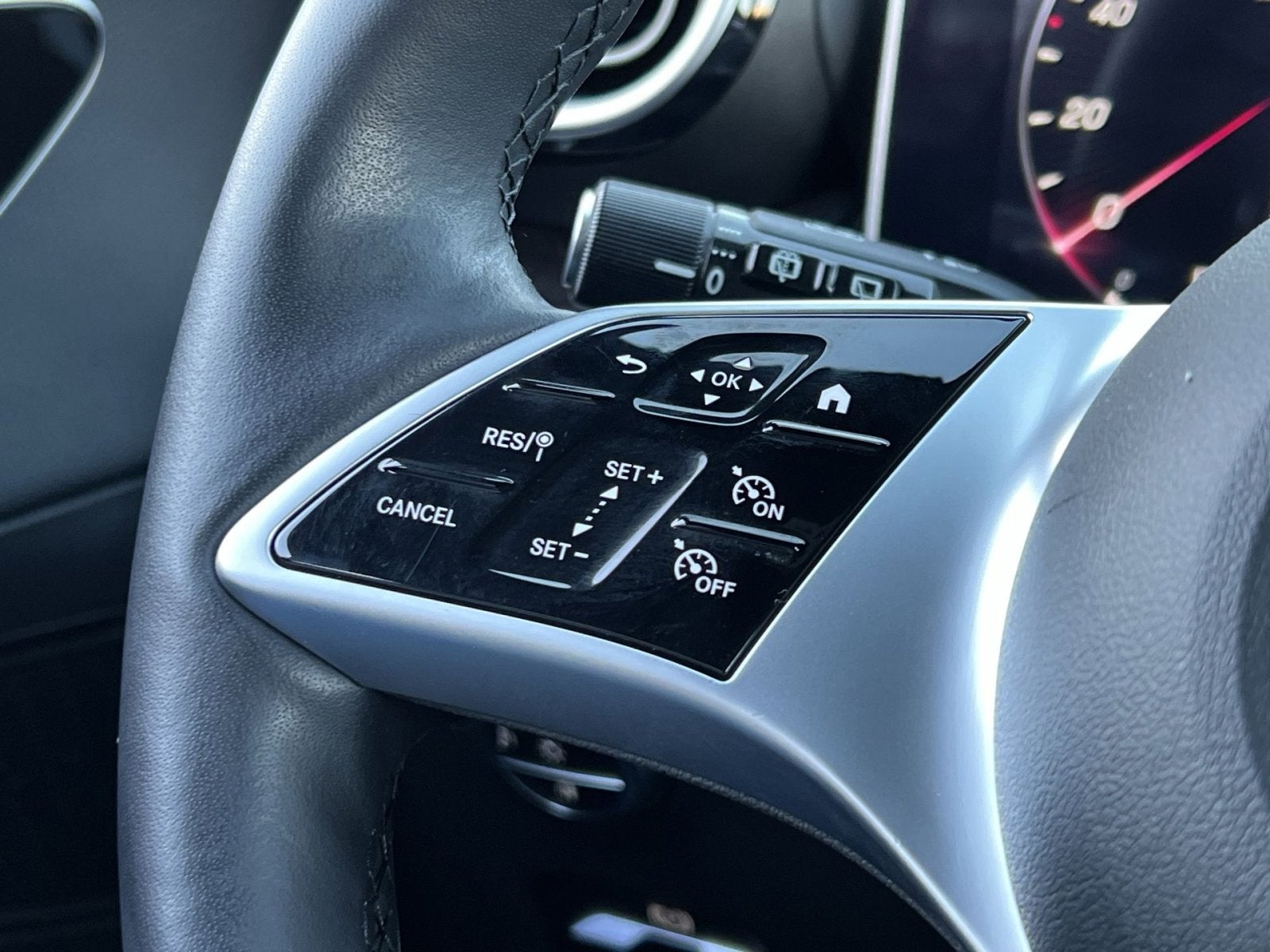 2024 Mercedes-Benz GLC GLC 300