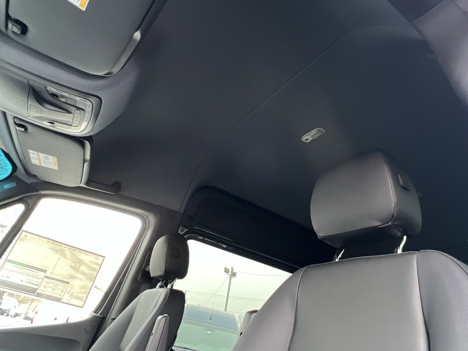 2026 Mercedes-Benz Sprinter 2500 Crew 144 WB