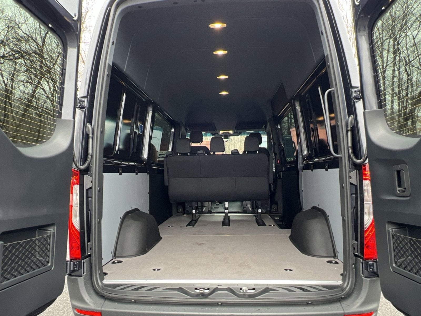 2026 Mercedes-Benz Sprinter 2500 Crew 144 WB