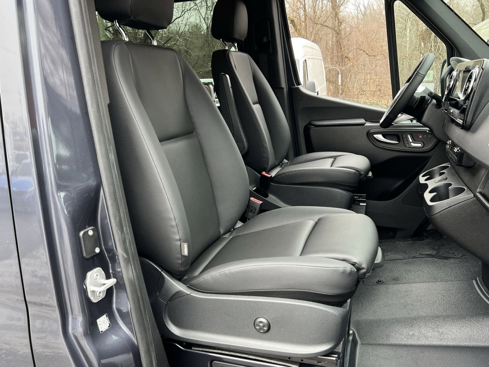 2026 Mercedes-Benz Sprinter 2500 Crew 144 WB