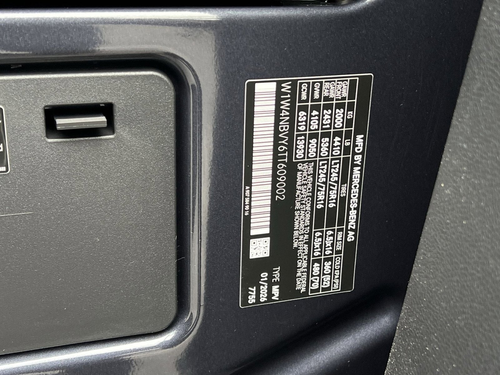 2026 Mercedes-Benz Sprinter 2500 Crew 144 WB