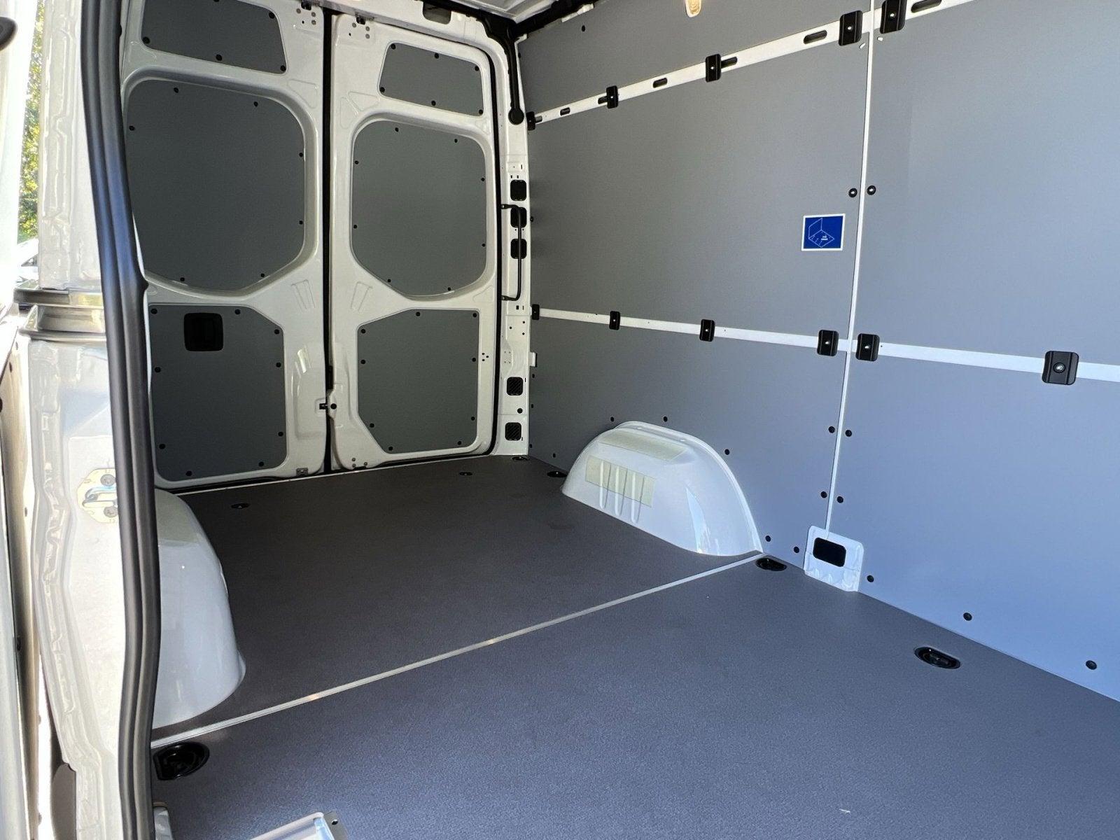 2025 Mercedes-Benz Sprinter 2500 Cargo 144 WB