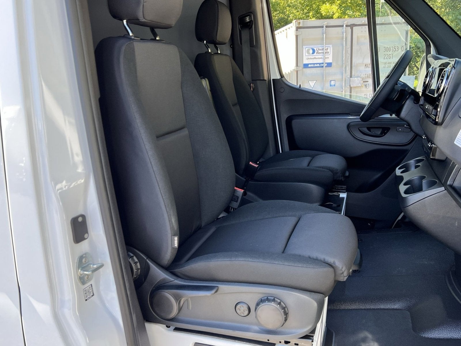 2025 Mercedes-Benz Sprinter 2500 Cargo 144 WB