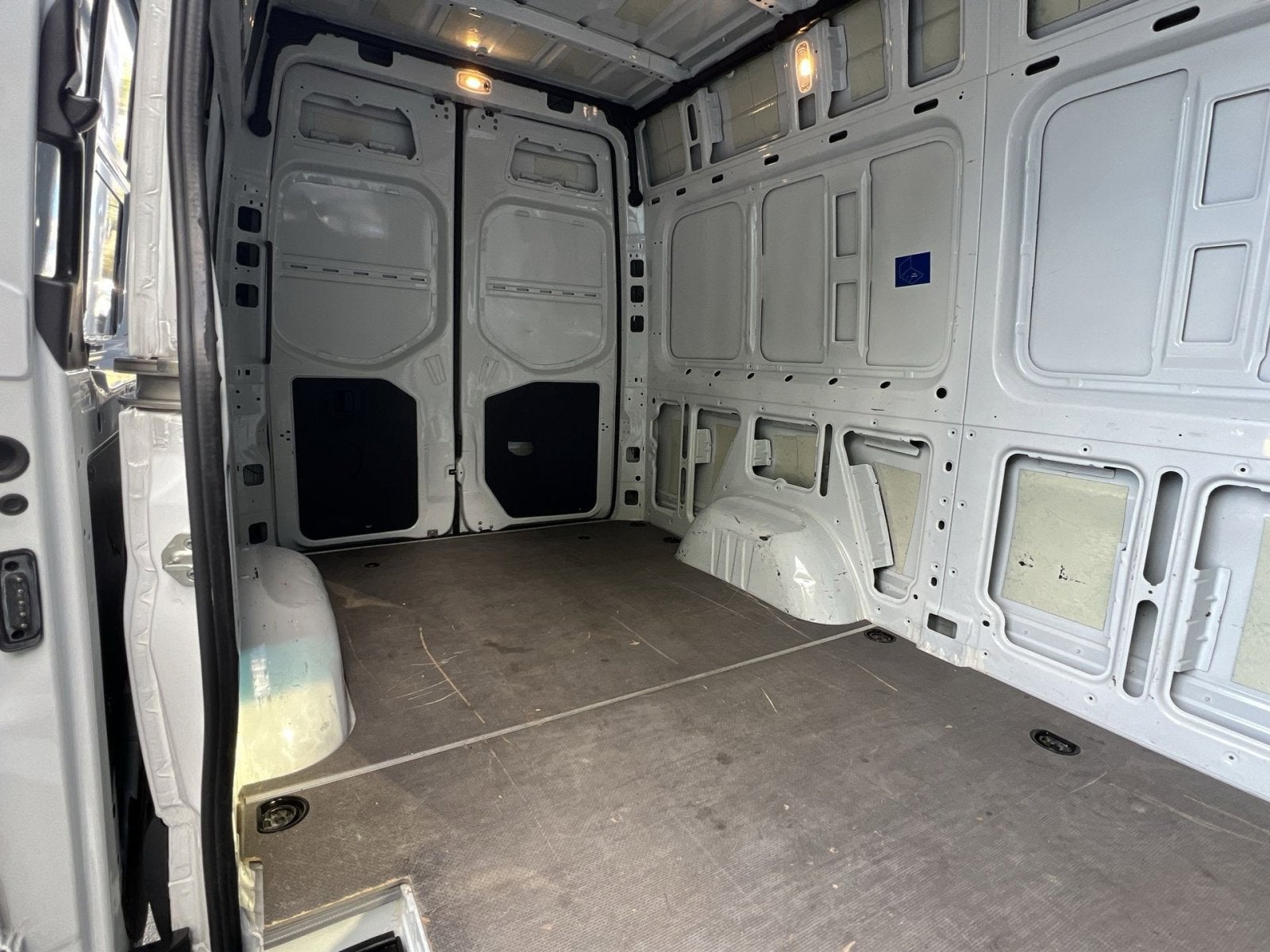 2025 Mercedes-Benz Sprinter 2500 Cargo 144 WB