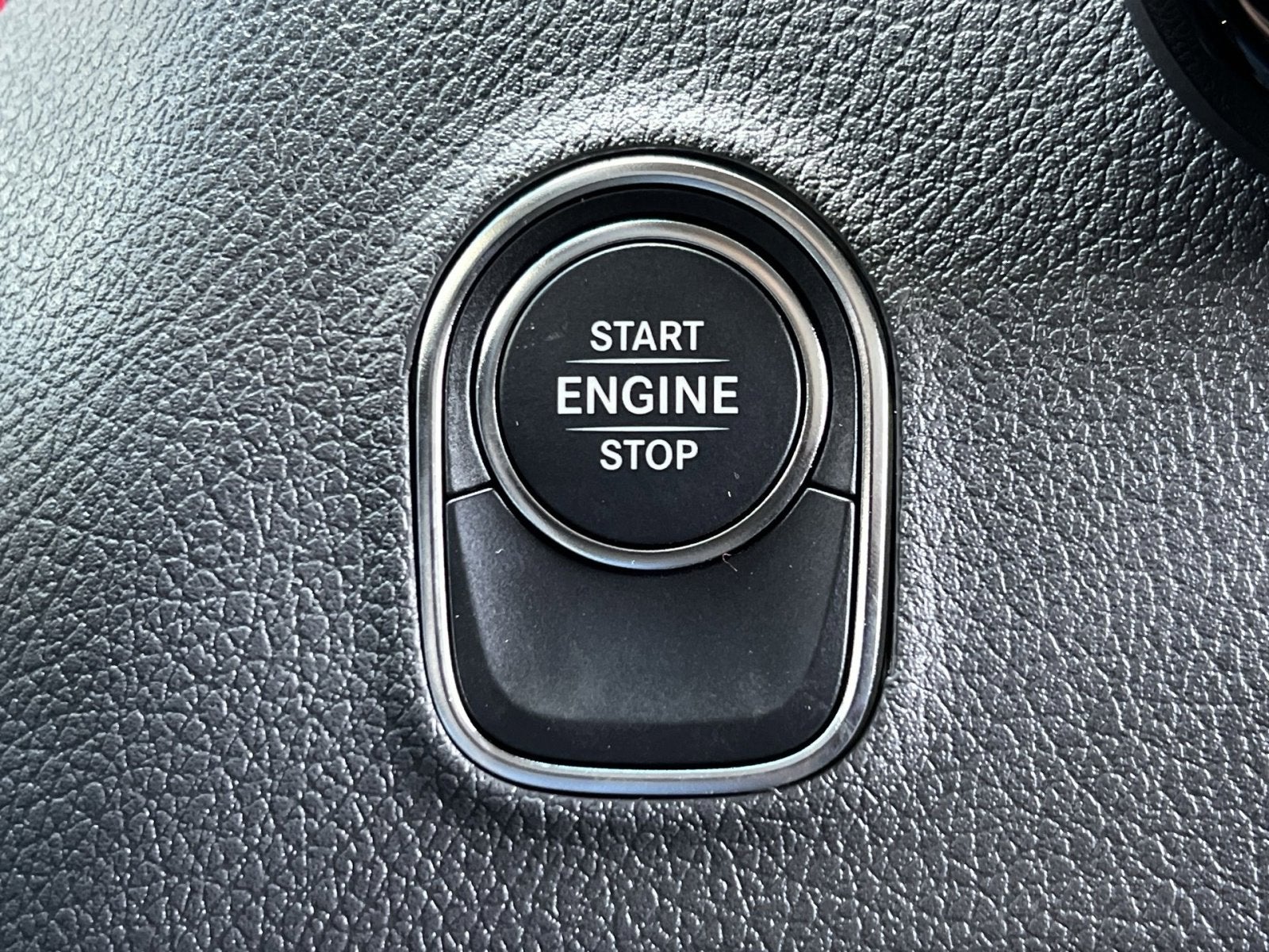 2026 Mercedes-Benz Sprinter 2500 Cargo 144 WB