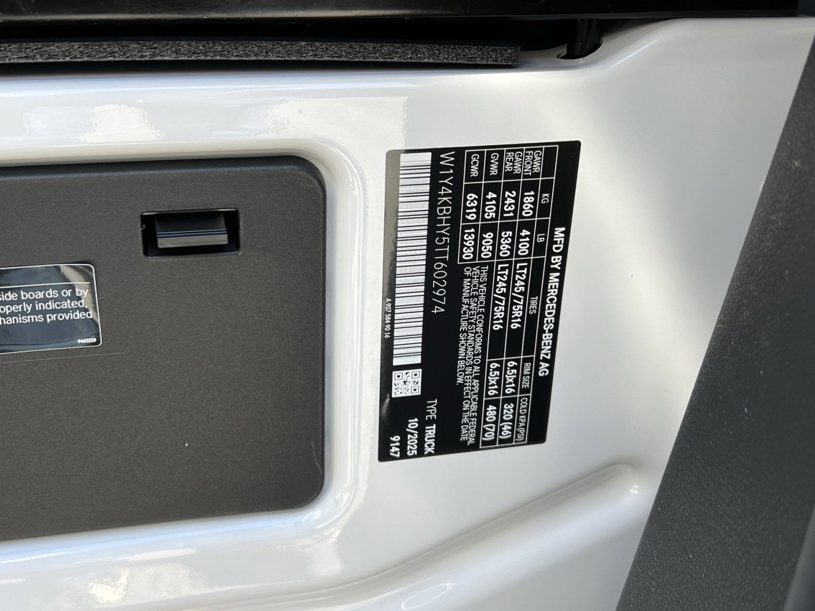 2026 Mercedes-Benz Sprinter 2500 Cargo 144 WB