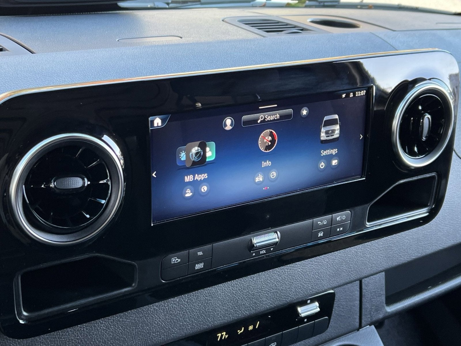 2026 Mercedes-Benz Sprinter 2500 Cargo 144 WB