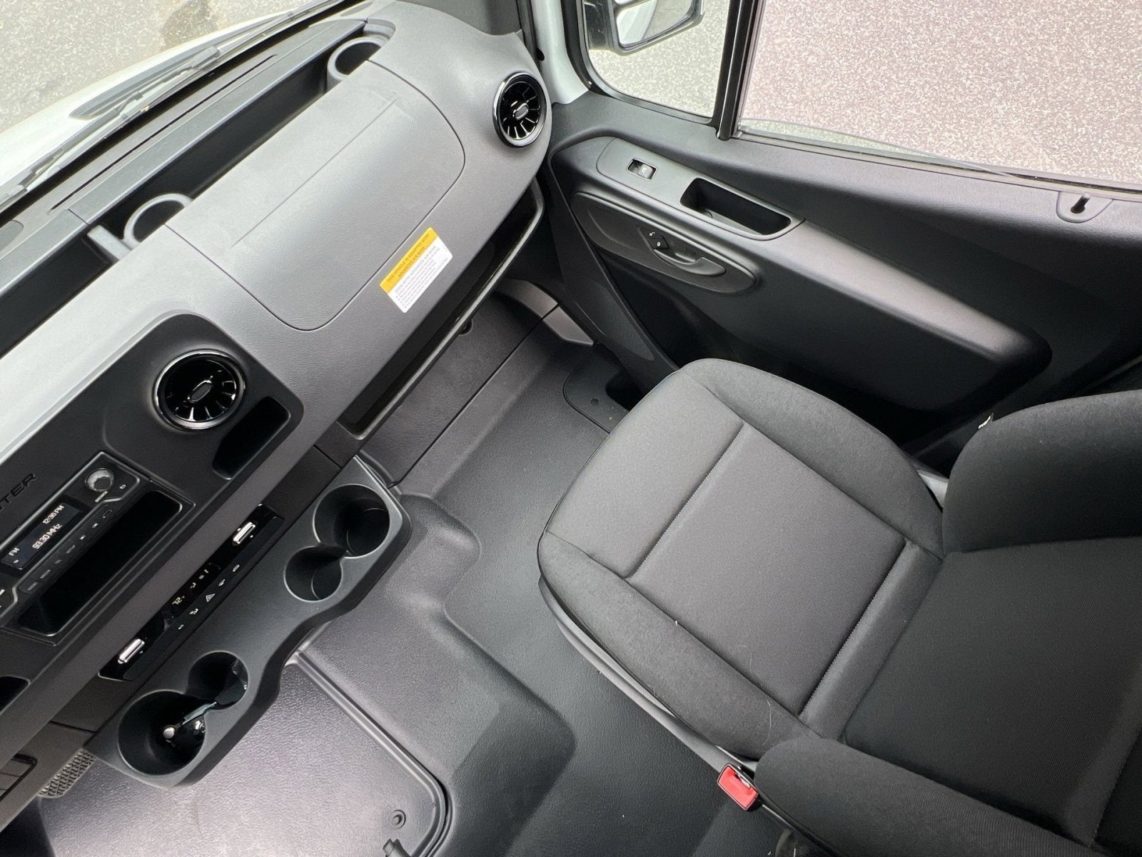 2026 Mercedes-Benz Sprinter 2500 Cargo 144 WB