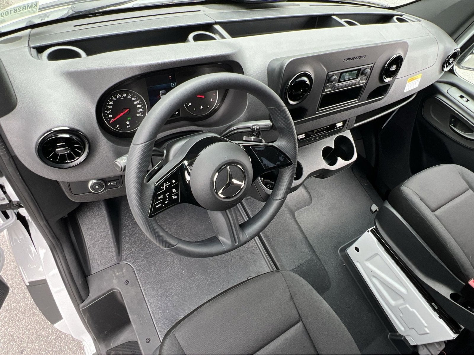 2026 Mercedes-Benz Sprinter 2500 Cargo 144 WB