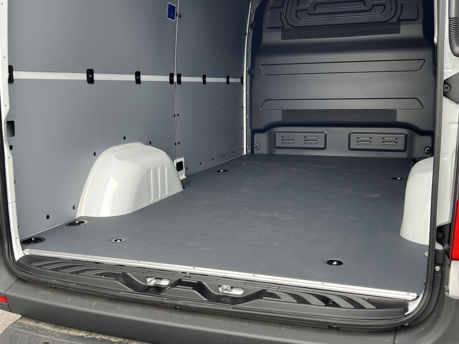 2026 Mercedes-Benz Sprinter 2500 Cargo 144 WB