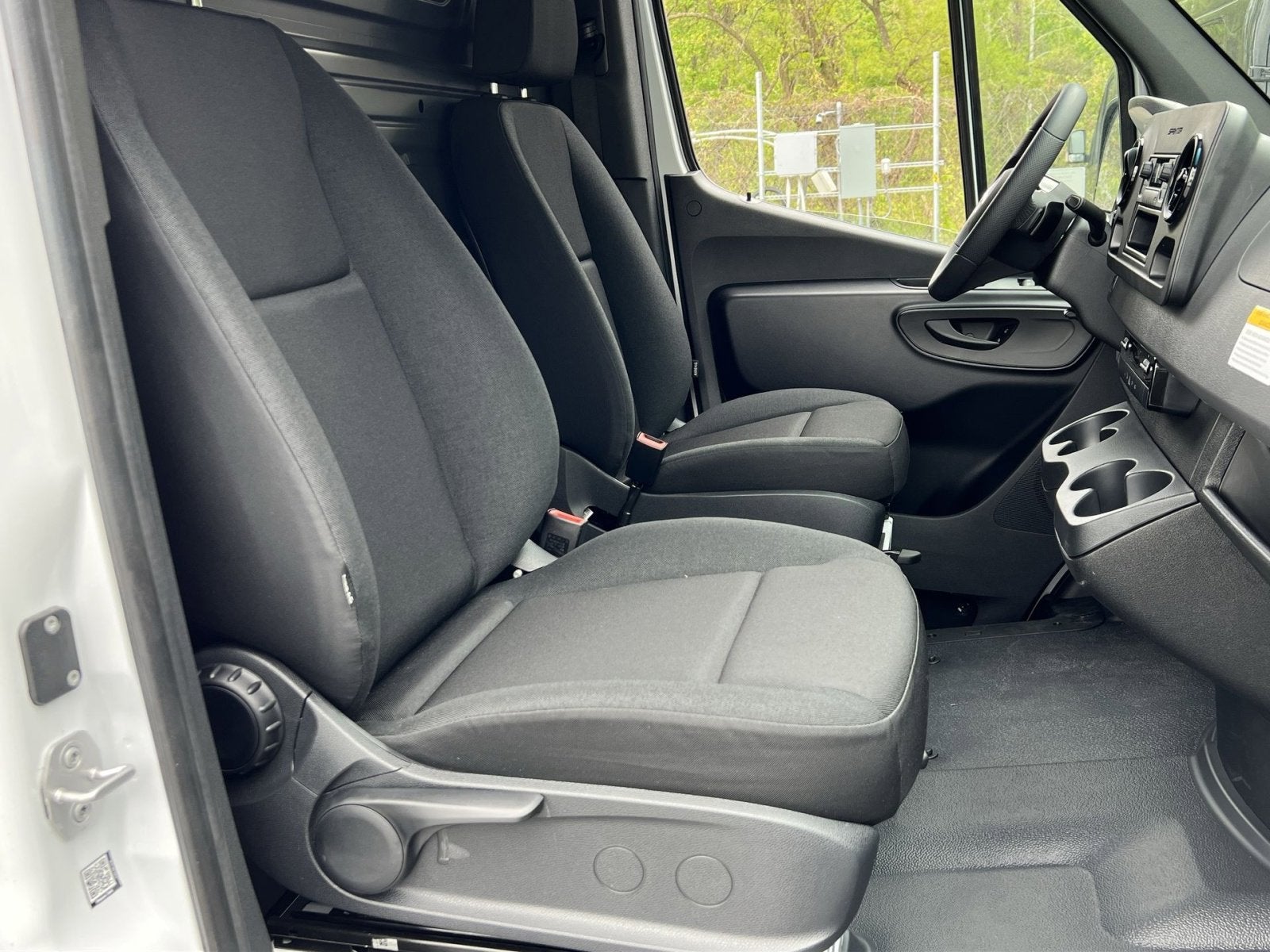 2026 Mercedes-Benz Sprinter 2500 Cargo 144 WB