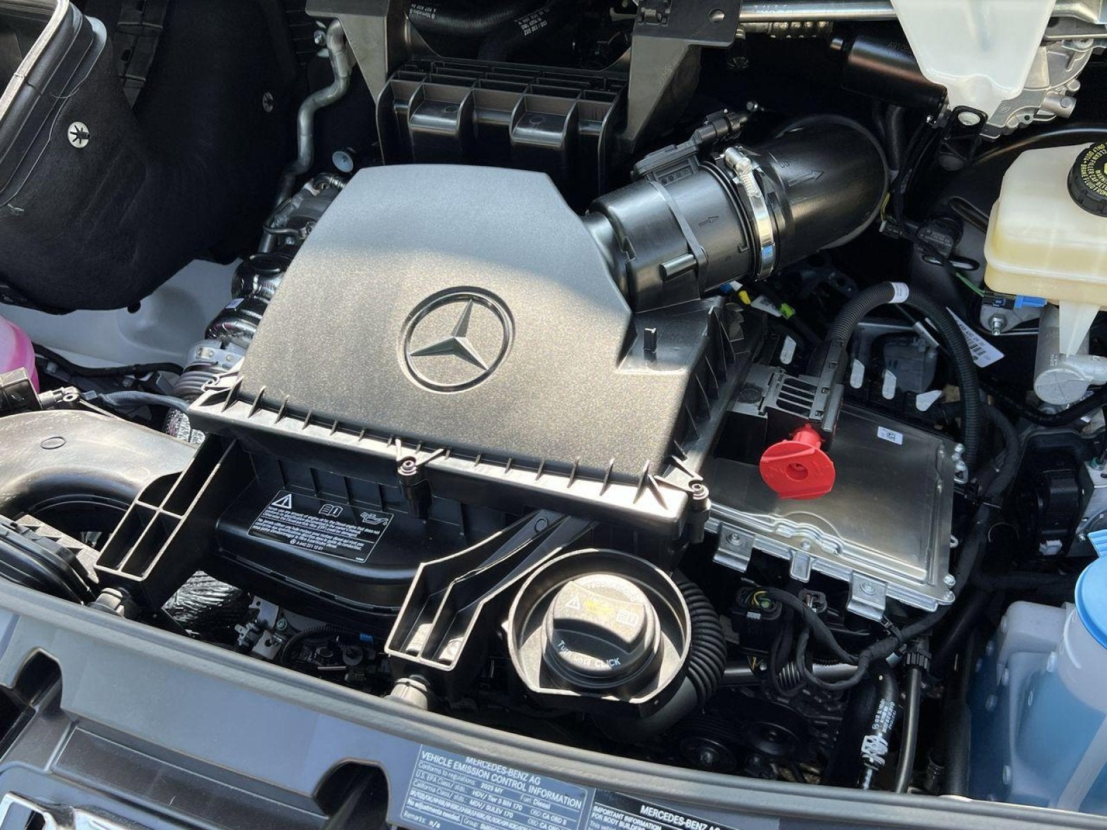 2025 Mercedes-Benz Sprinter 2500 Cargo 144 WB