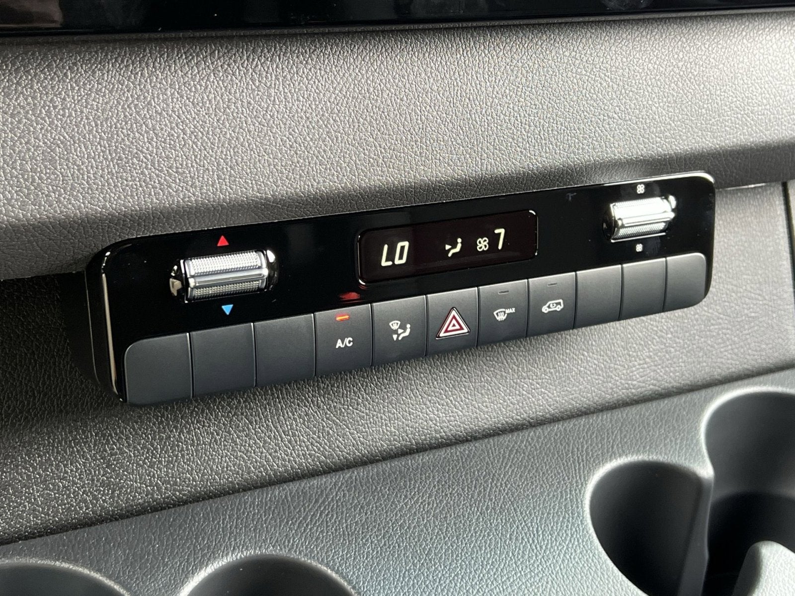 2025 Mercedes-Benz Sprinter 2500 Cargo 144 WB