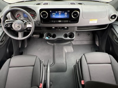 2025 Mercedes-Benz Sprinter 2500 Cargo 144 WB