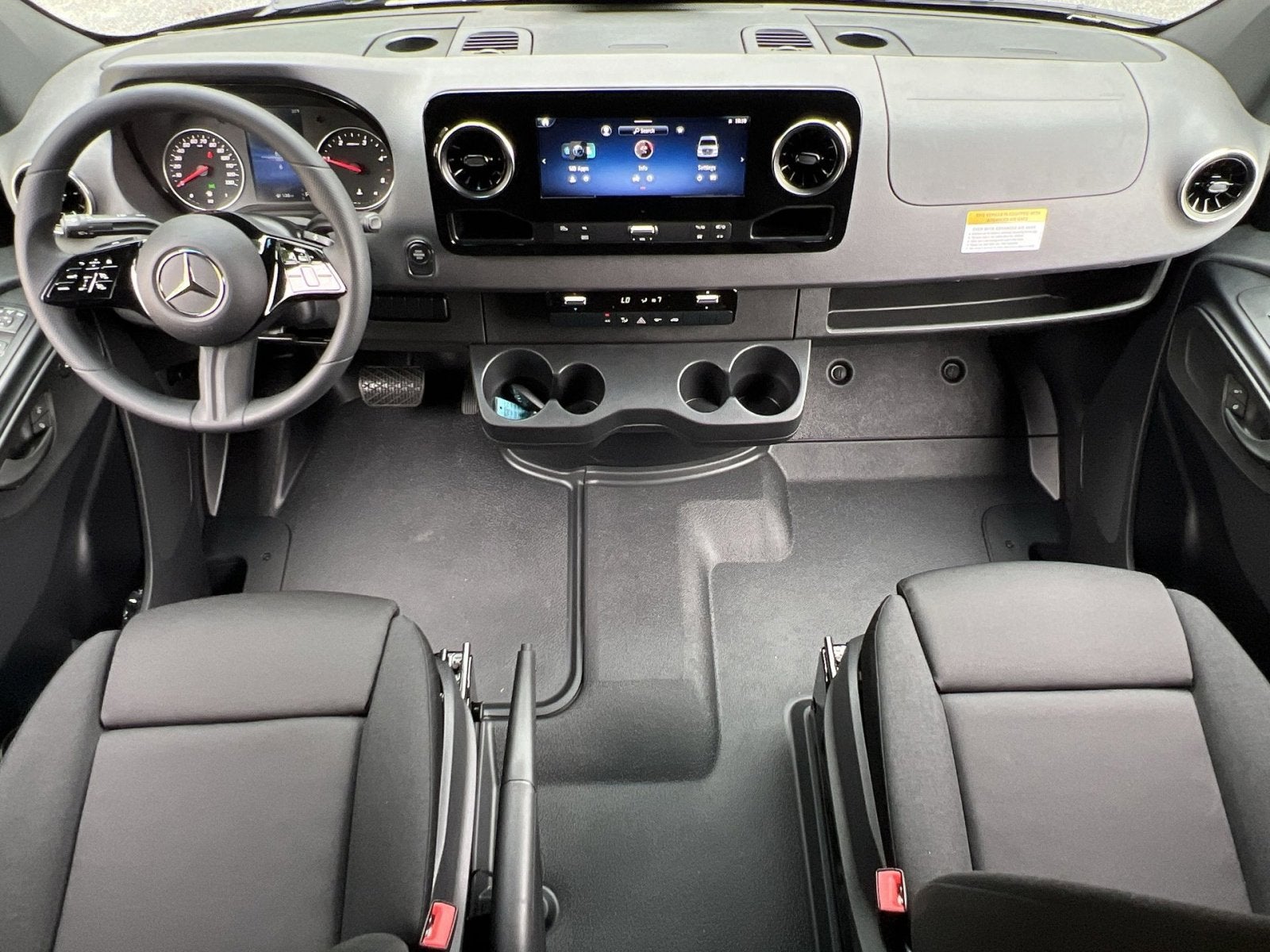 2025 Mercedes-Benz Sprinter 2500 Cargo 144 WB