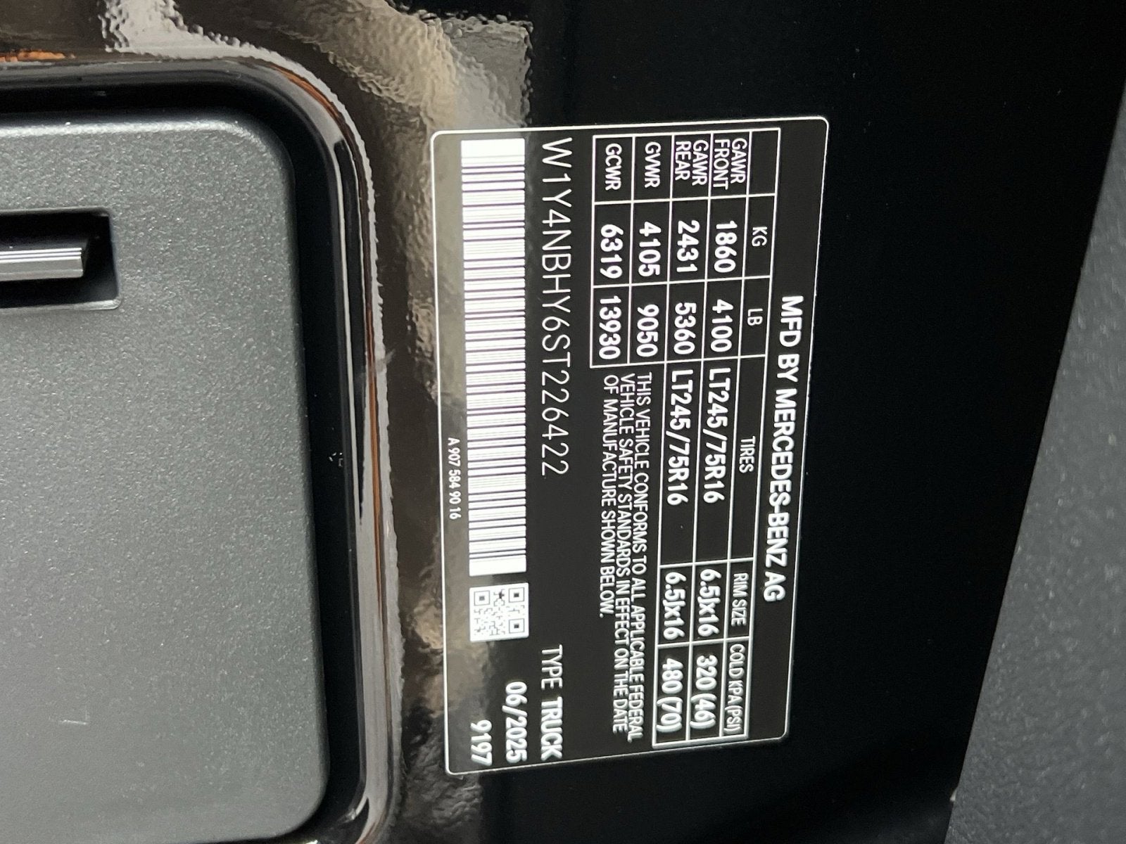 2025 Mercedes-Benz Sprinter 2500 Cargo 144 WB