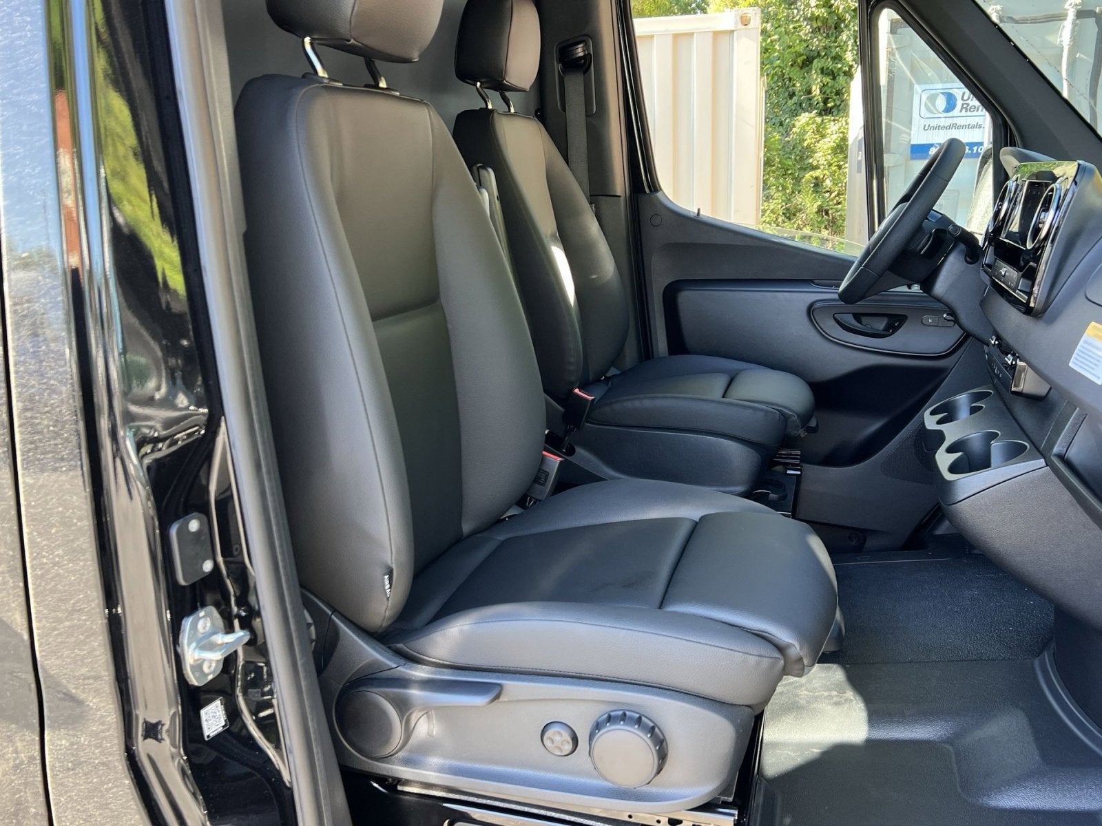 2025 Mercedes-Benz Sprinter 2500 Cargo 144 WB