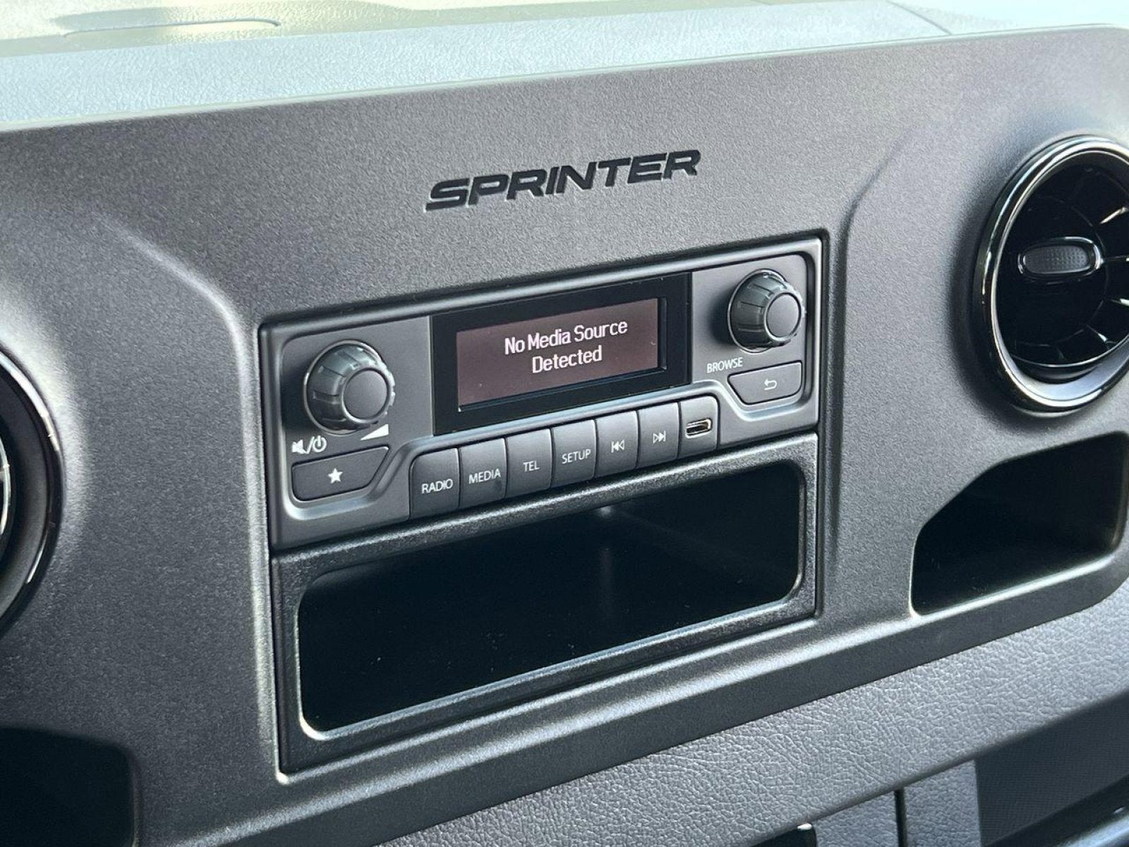 2025 Mercedes-Benz Sprinter 2500 Cargo 144 WB