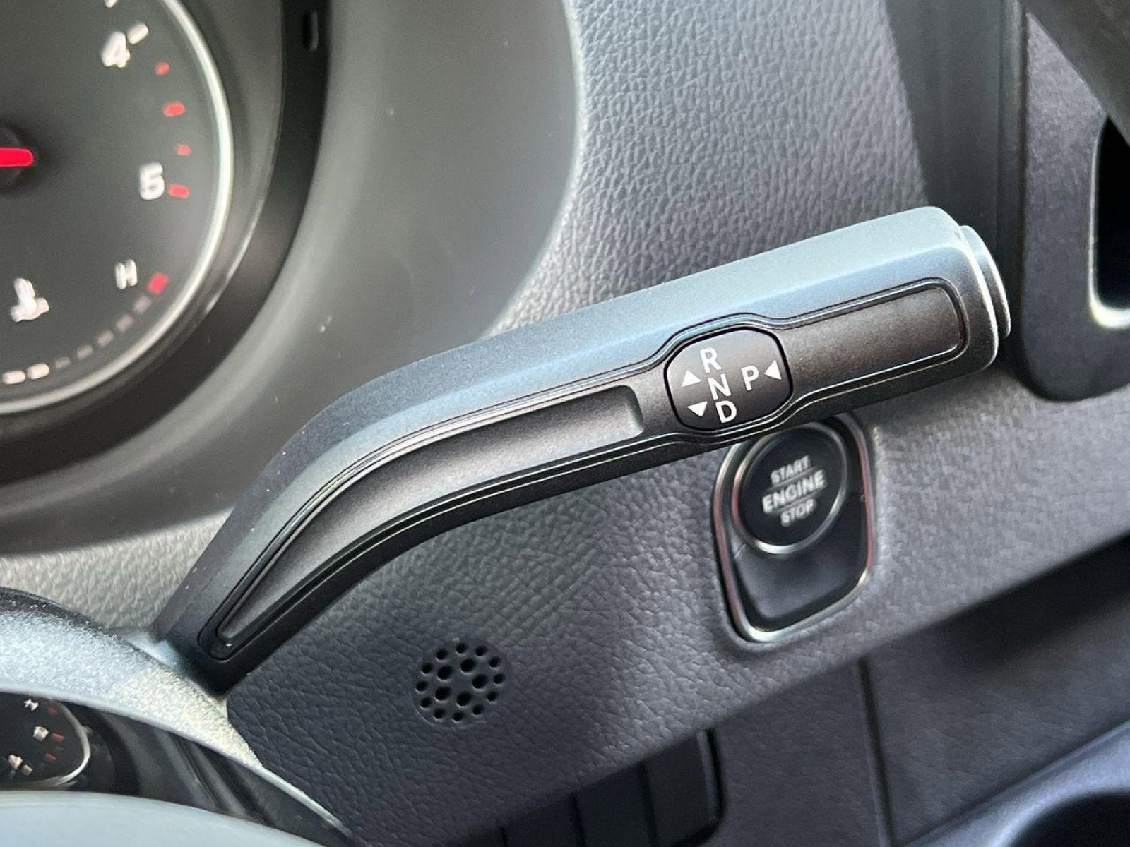 2025 Mercedes-Benz Sprinter 2500 Cargo 144 WB