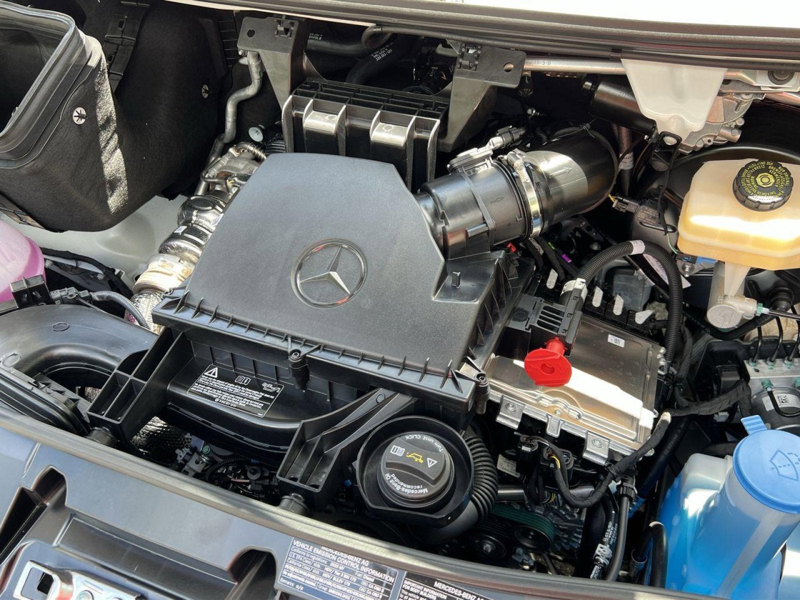 2025 Mercedes-Benz Sprinter 2500 Cargo 144 WB