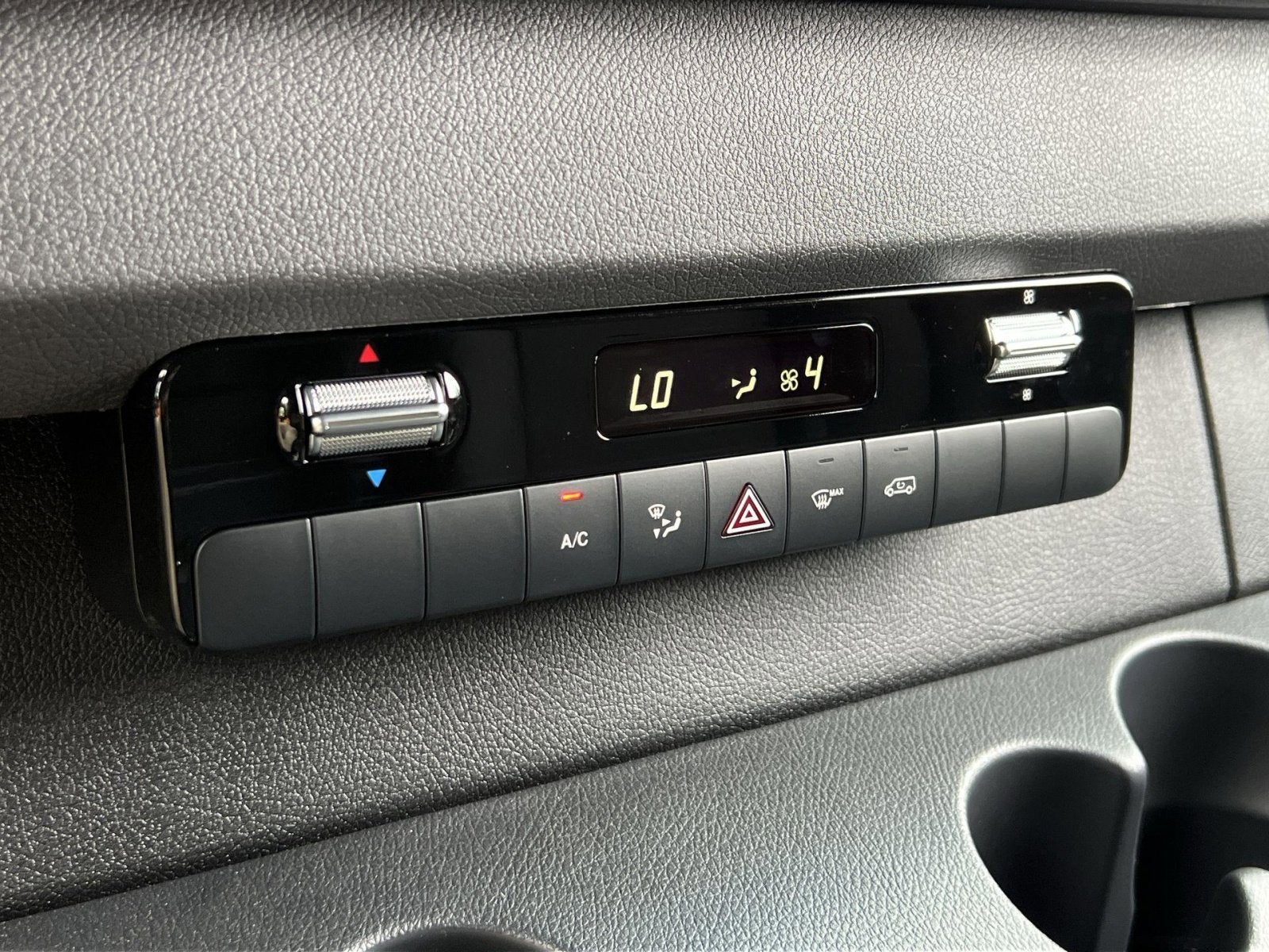 2025 Mercedes-Benz Sprinter 2500 Cargo 144 WB