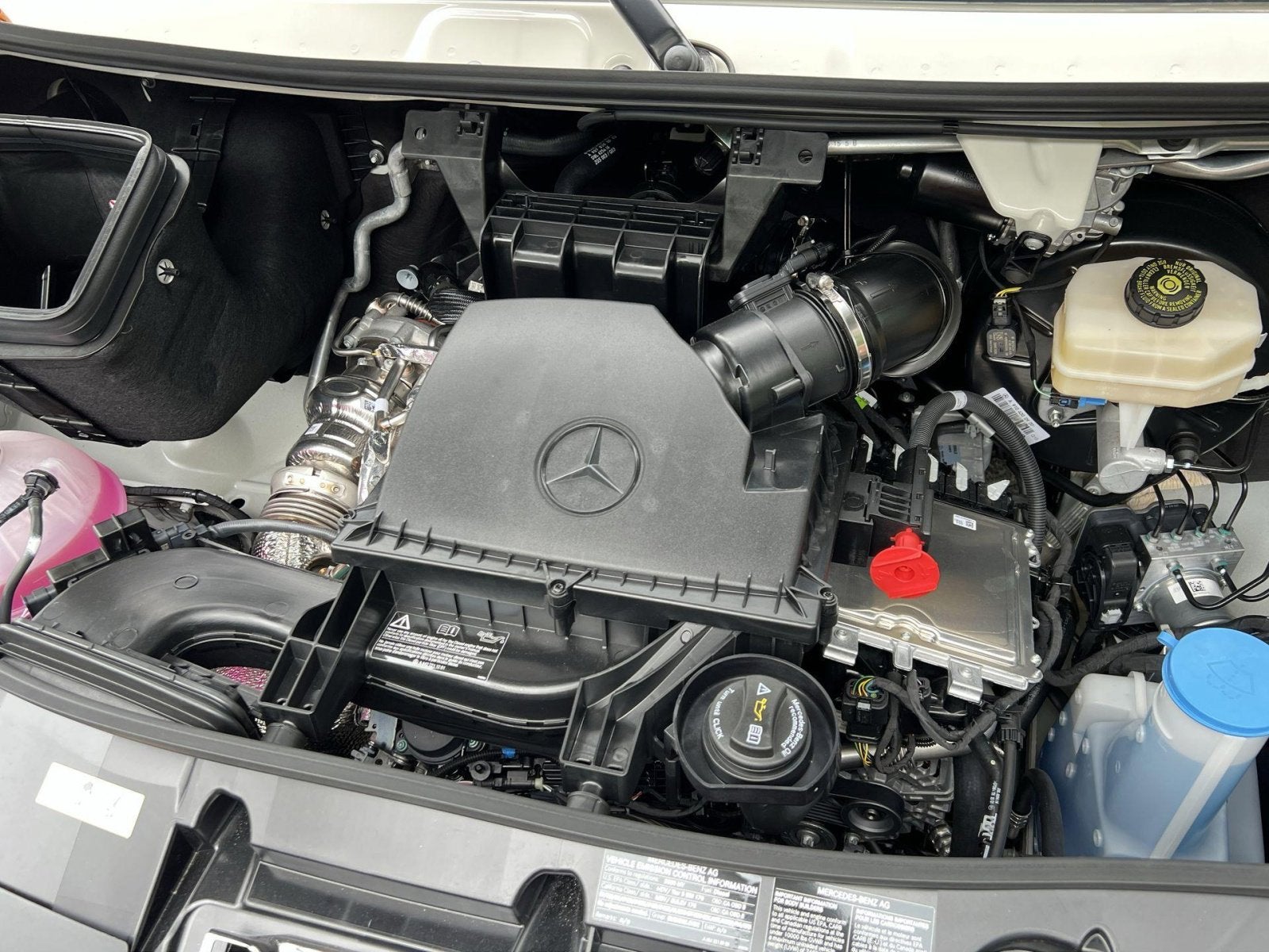 2025 Mercedes-Benz Sprinter 2500 Cargo 144 WB