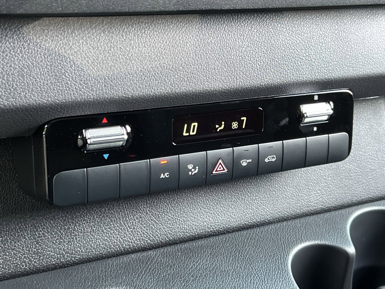 2025 Mercedes-Benz Sprinter 2500 Cargo 144 WB