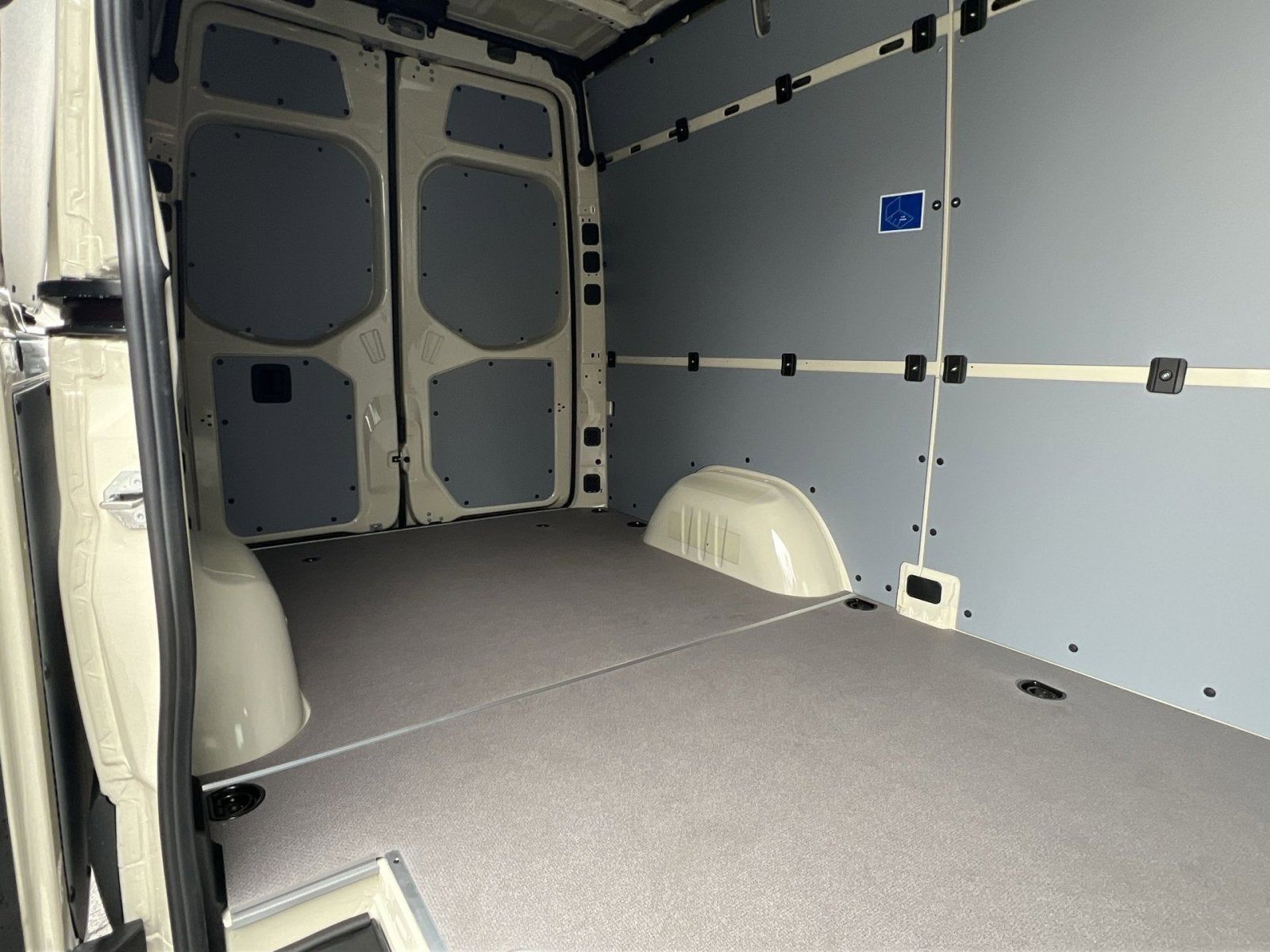 2026 Mercedes-Benz Sprinter 2500 Cargo 144 WB