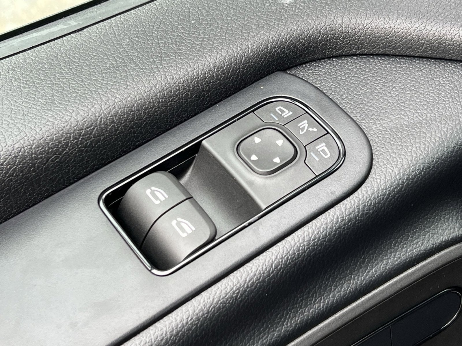 2026 Mercedes-Benz Sprinter 2500 Cargo 170 WB