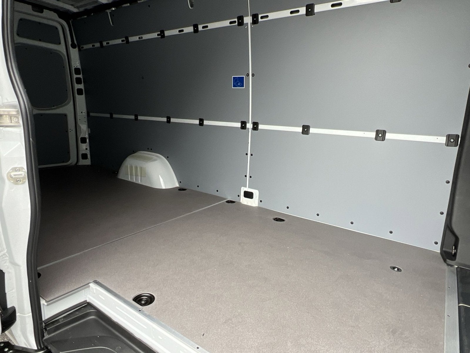 2026 Mercedes-Benz Sprinter 2500 Cargo 170 WB