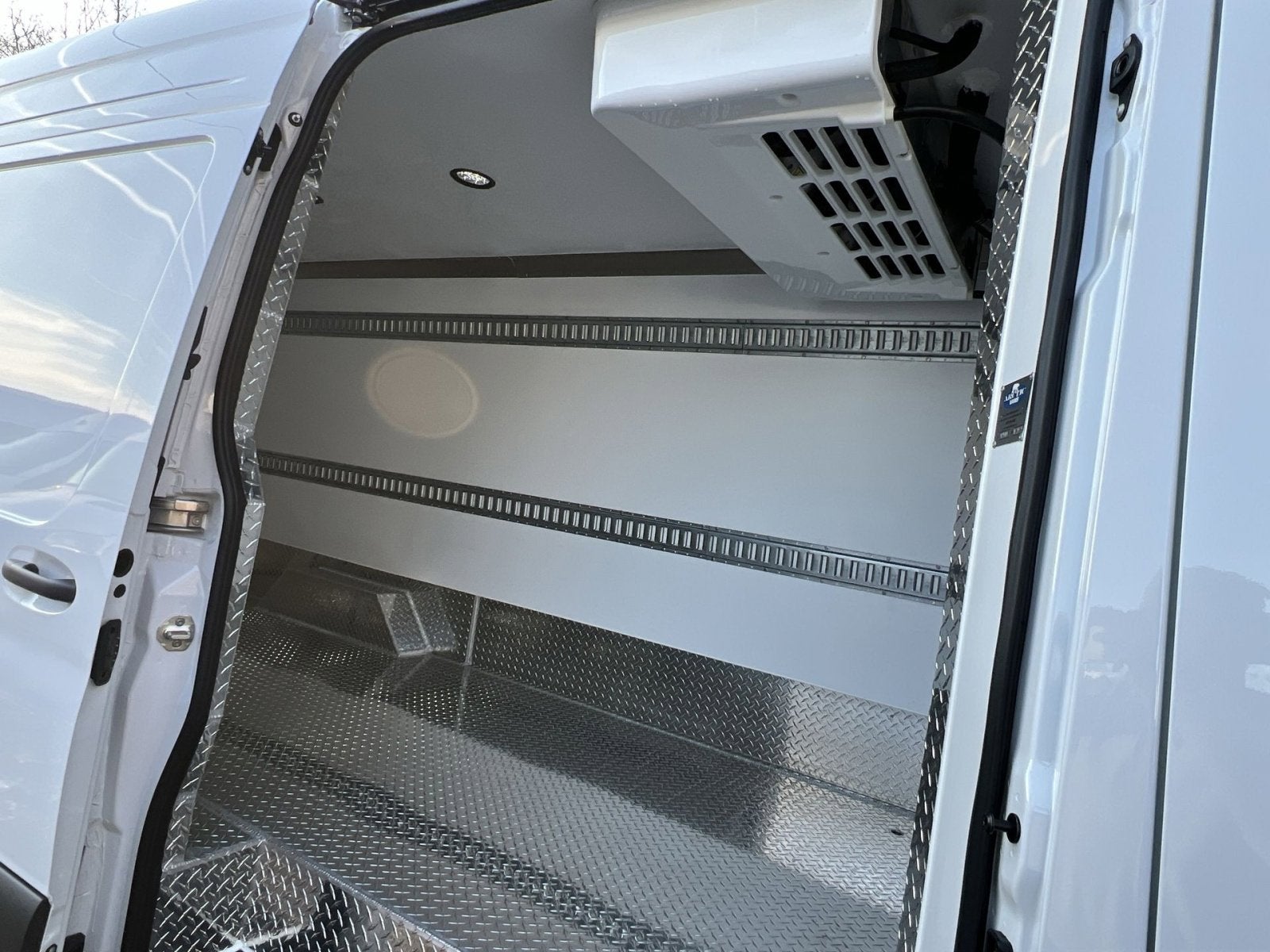 2025 Mercedes-Benz Sprinter 2500 Cargo 170 WB
