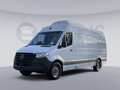 2025 Mercedes-Benz Sprinter 2500 Cargo 170 WB