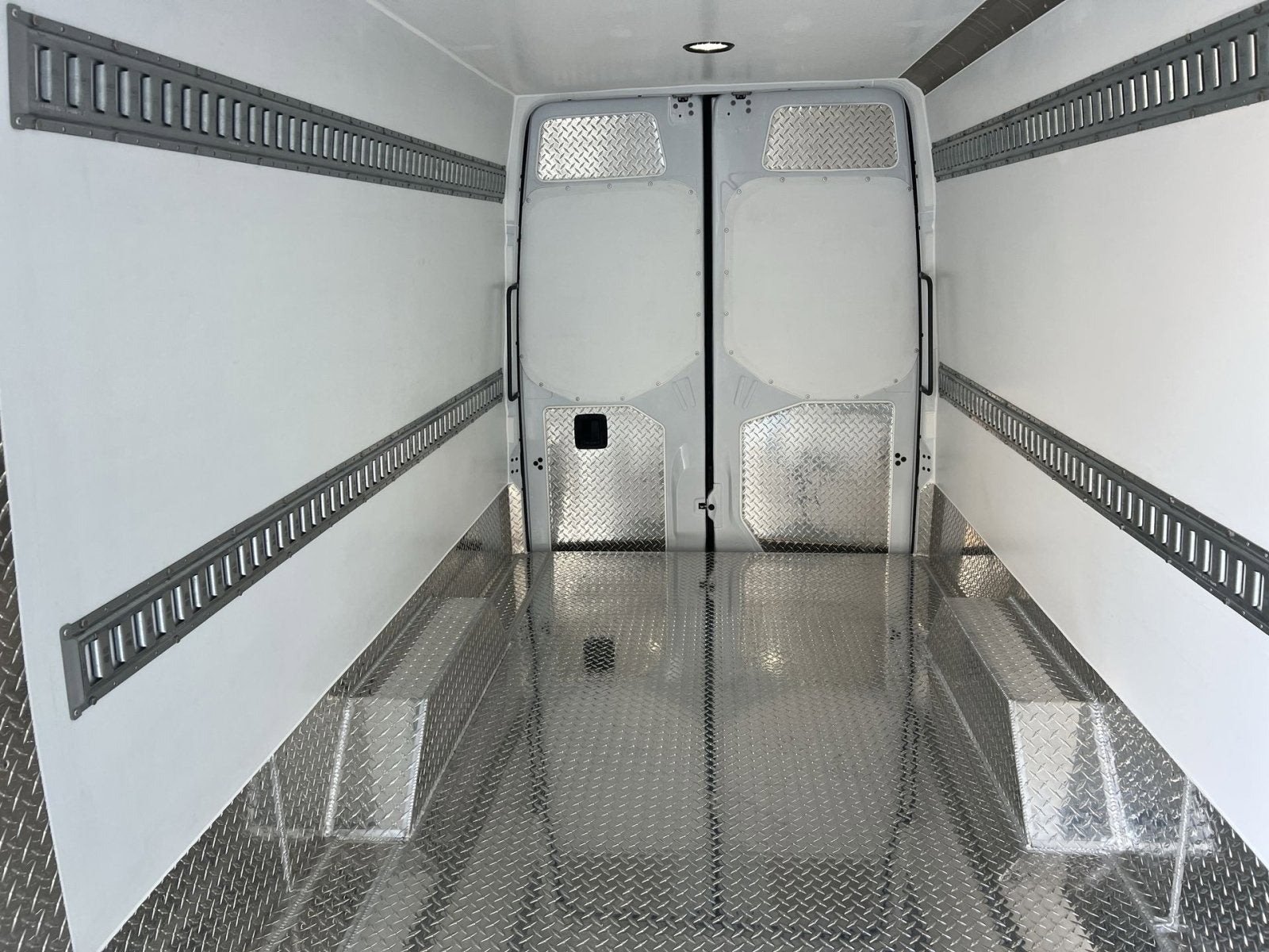 2025 Mercedes-Benz Sprinter 2500 Cargo 170 WB