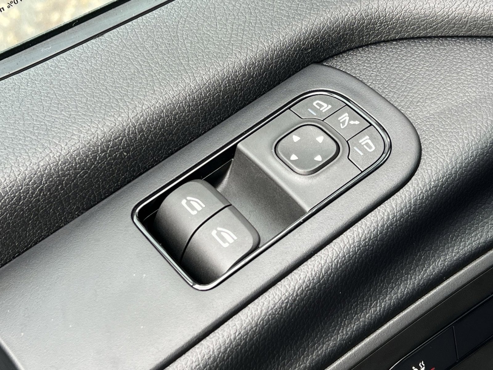 2026 Mercedes-Benz Sprinter 2500 Cargo 170 WB