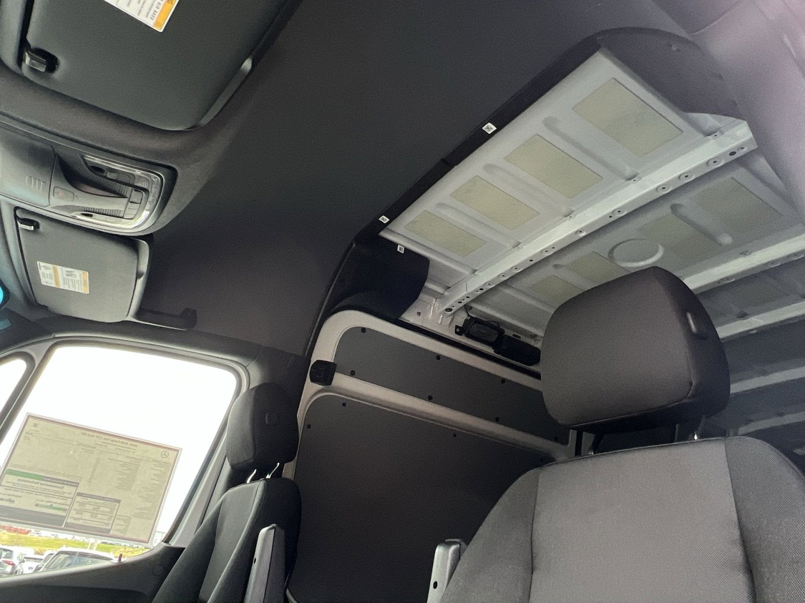 2026 Mercedes-Benz Sprinter 2500 Cargo 170 WB