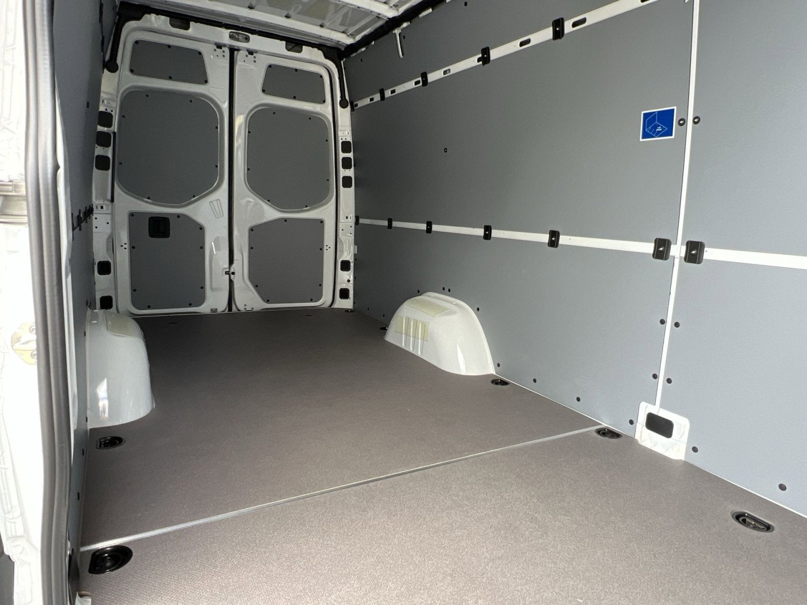 2026 Mercedes-Benz Sprinter 2500 Cargo 170 WB