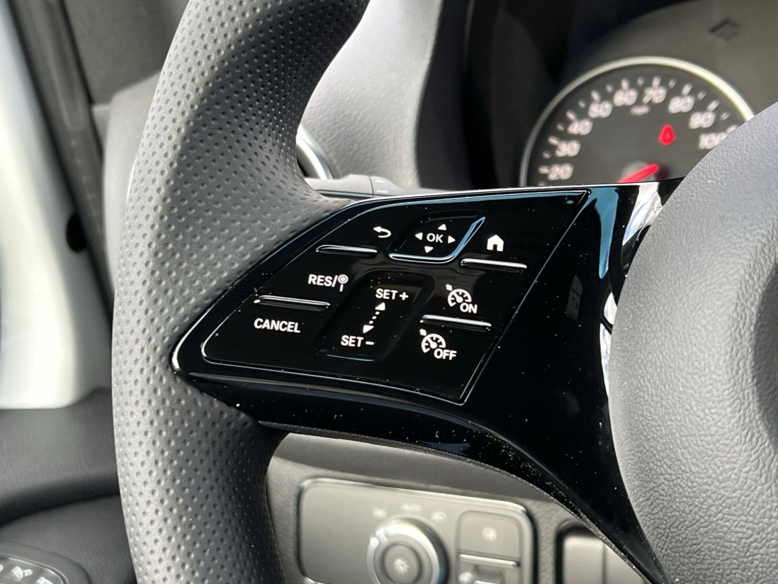 2026 Mercedes-Benz Sprinter 2500 Cargo 170 WB