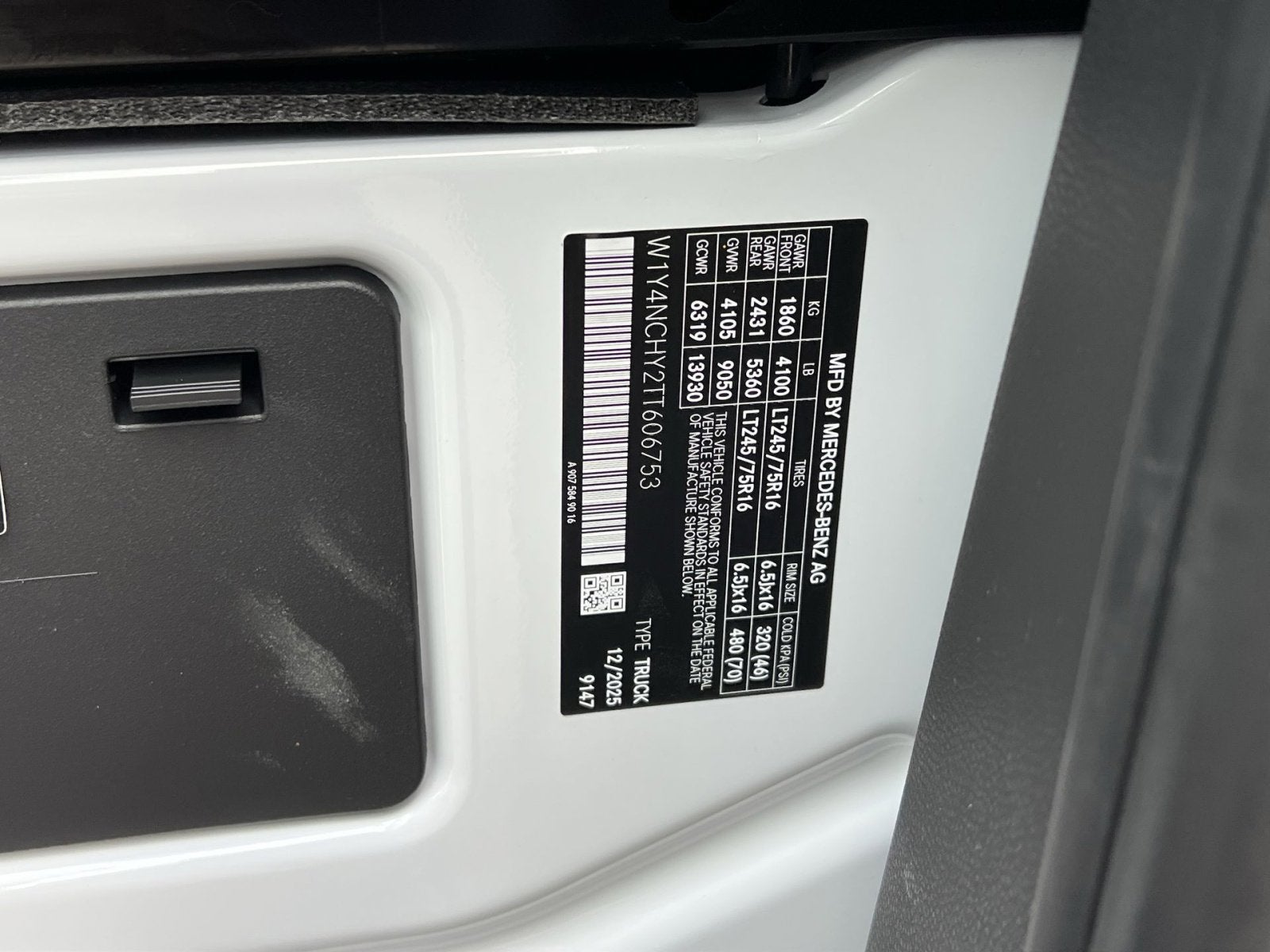 2026 Mercedes-Benz Sprinter 2500 Cargo 170 WB