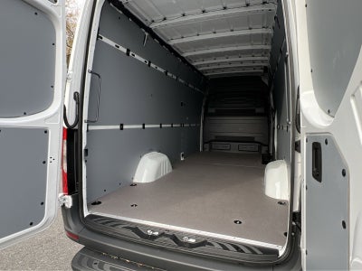 2026 Mercedes-Benz Sprinter 2500 Cargo 170 WB