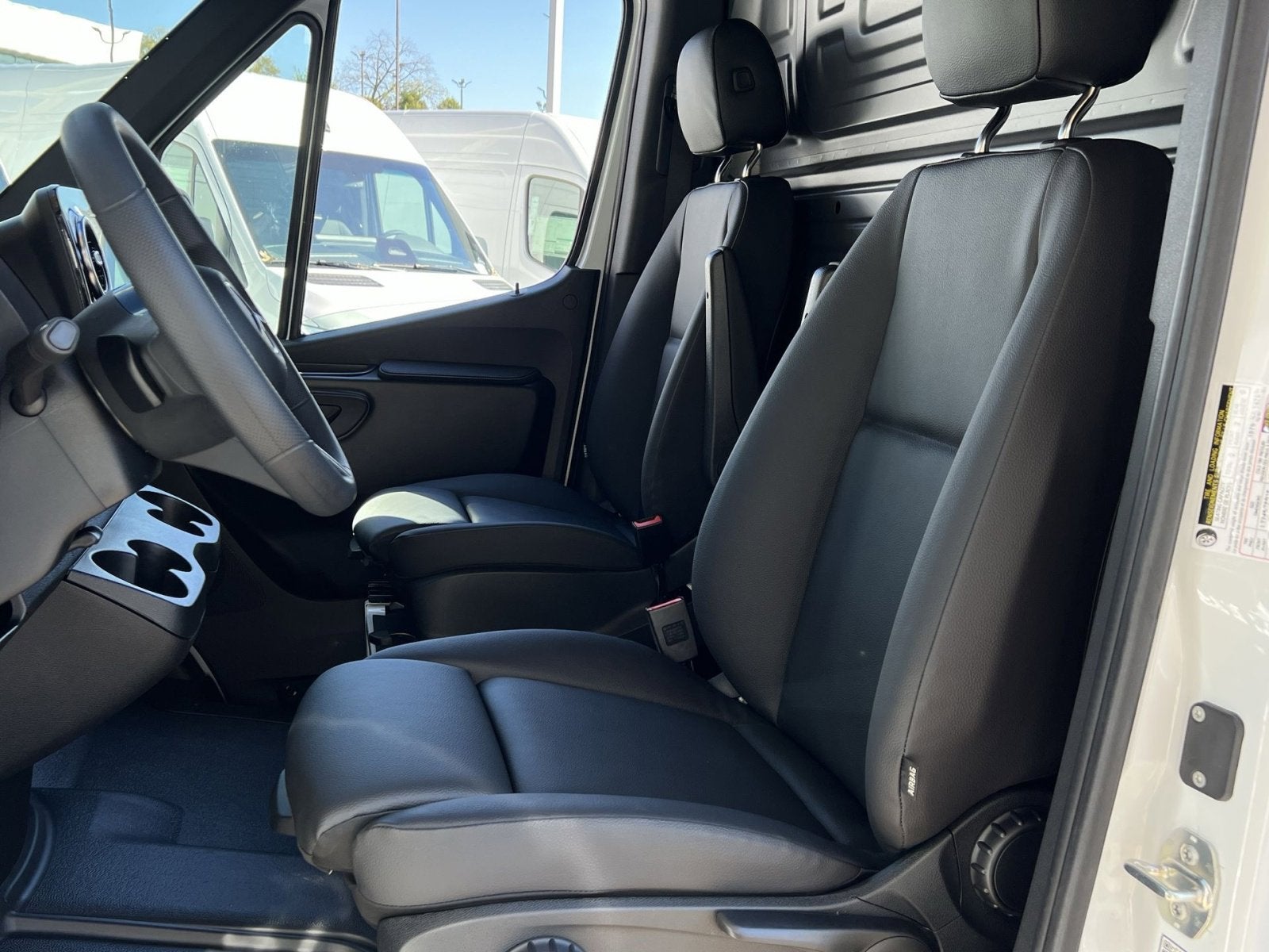 2026 Mercedes-Benz Sprinter 2500 Cargo 170 WB