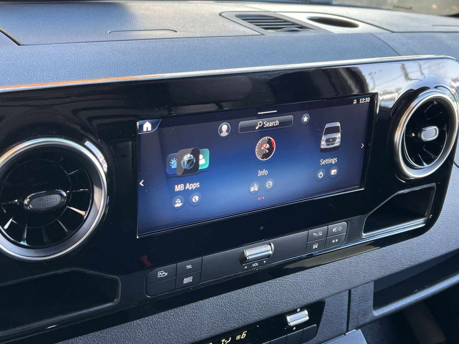 2026 Mercedes-Benz Sprinter 2500 Cargo 170 WB