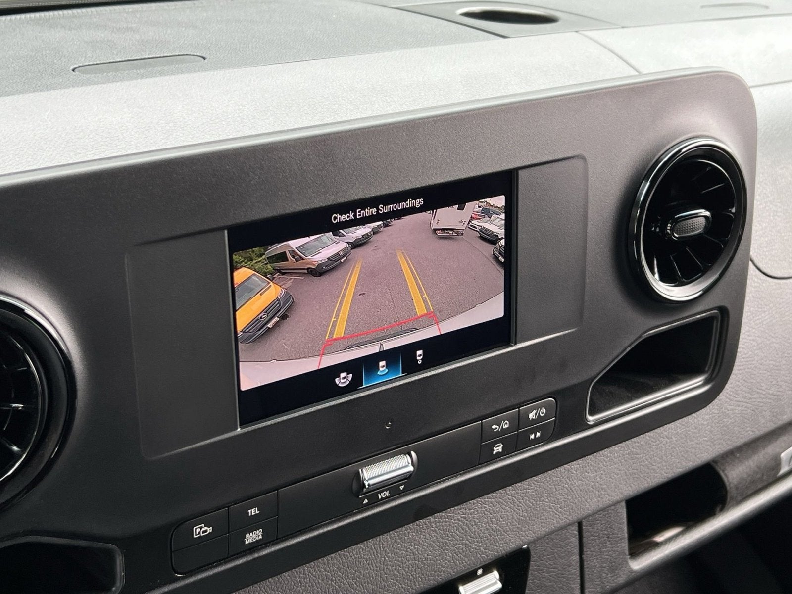 2024 Mercedes-Benz Sprinter 2500 Cargo 170 WB