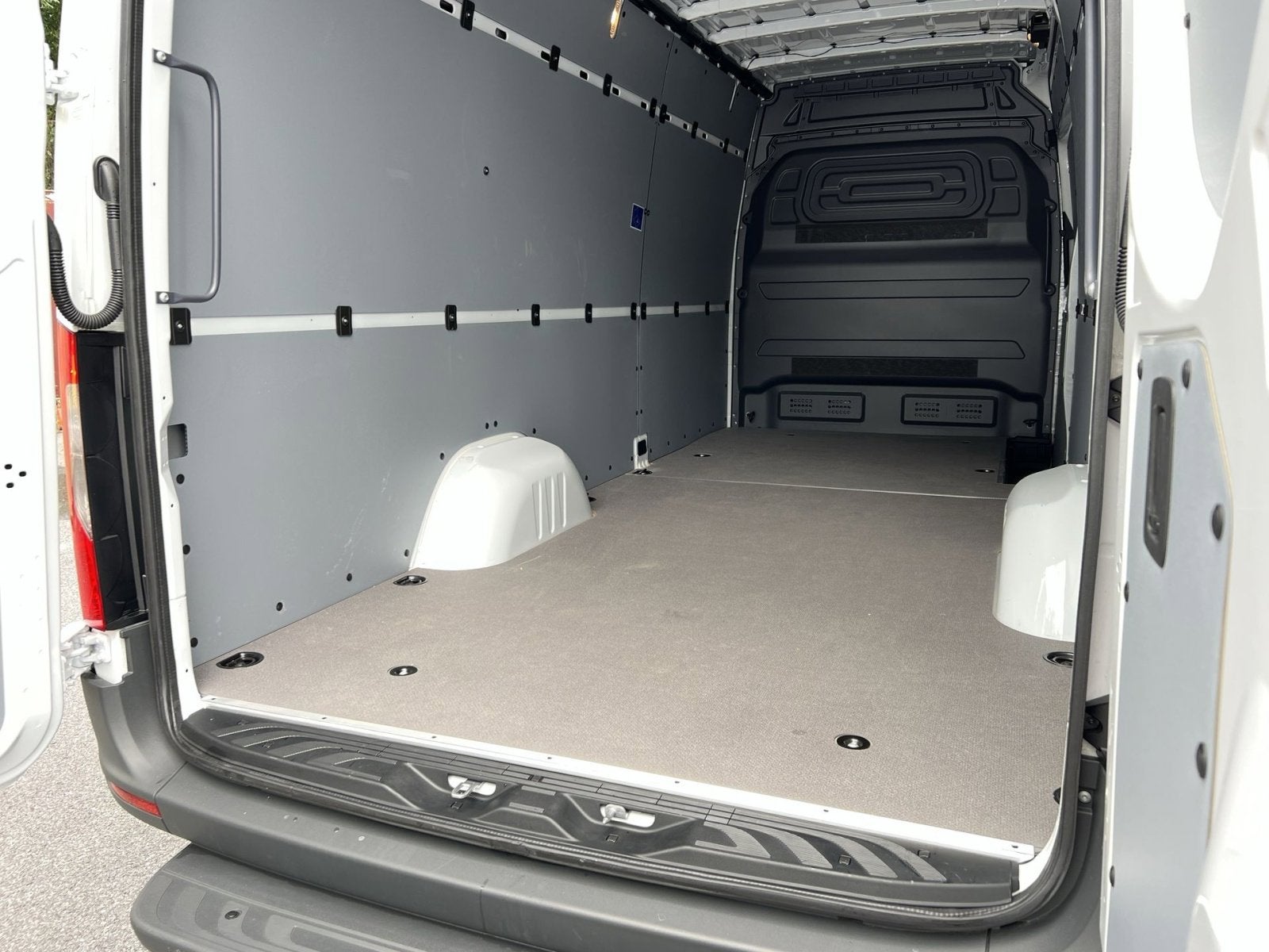 2024 Mercedes-Benz Sprinter 2500 Cargo 170 WB