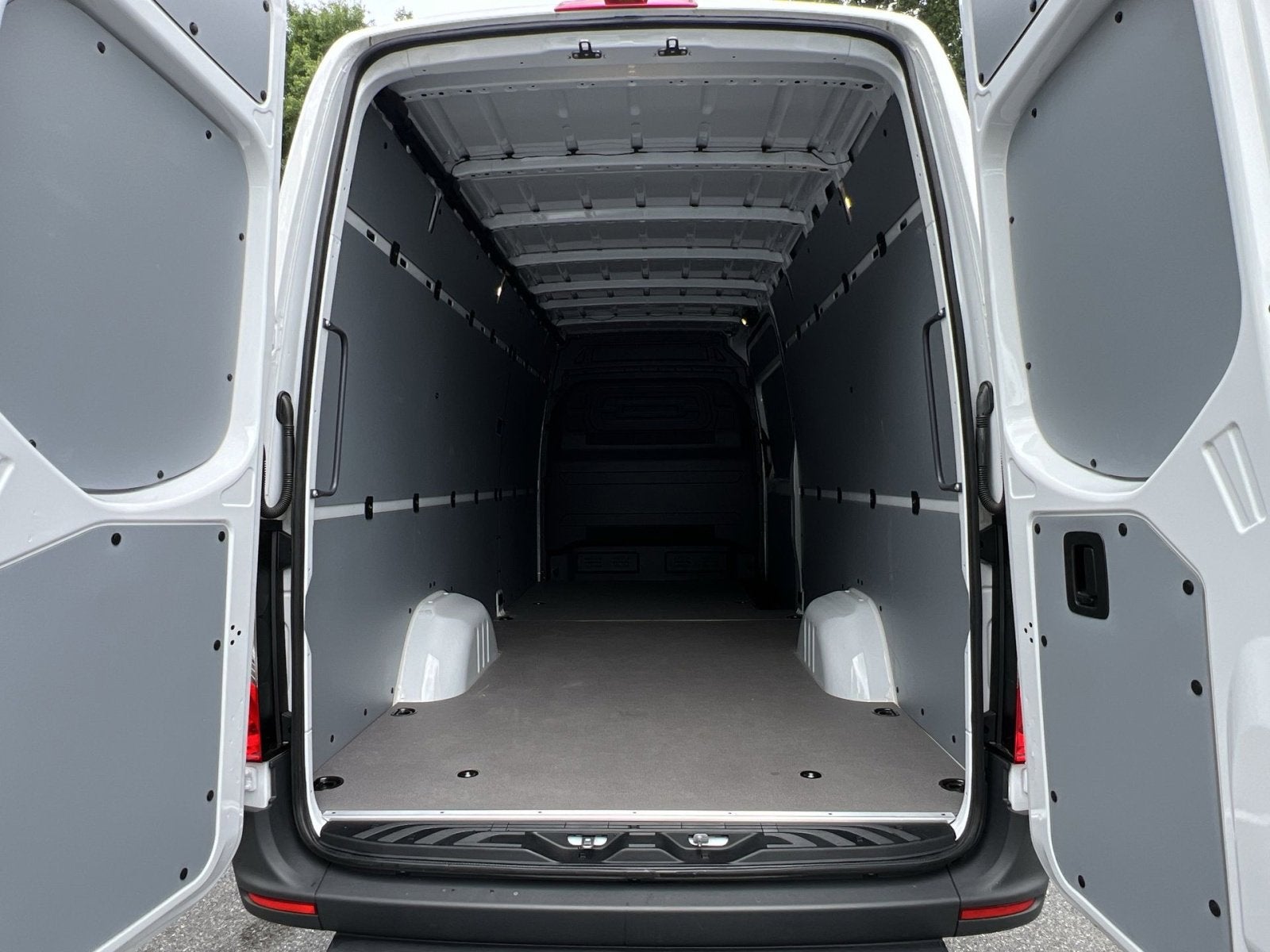 2024 Mercedes-Benz Sprinter 2500 Cargo 170 WB
