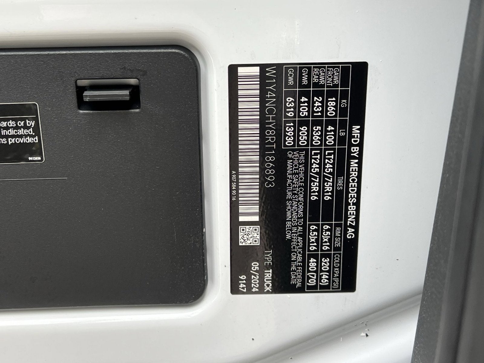 2024 Mercedes-Benz Sprinter 2500 Cargo 170 WB