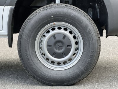 2025 Mercedes-Benz Sprinter 2500 Cargo 170 WB